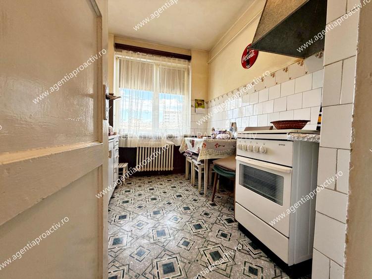 Apartament cu 3 camere zona centrală , stradal, intr-un bloc curat, 69.900 euro - 5