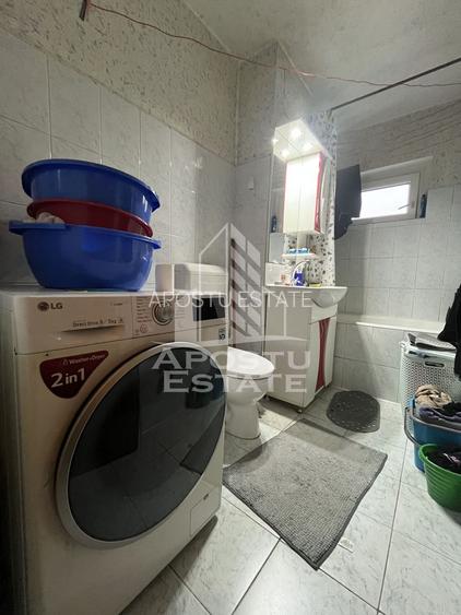 Apartament cu 3 camere,2 bai, etajul 1,centrala proprie,zona Girocului - 9