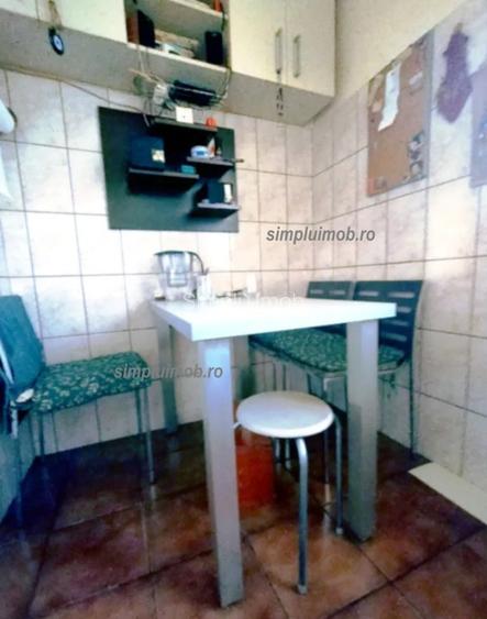 3 camere Ozana - 11