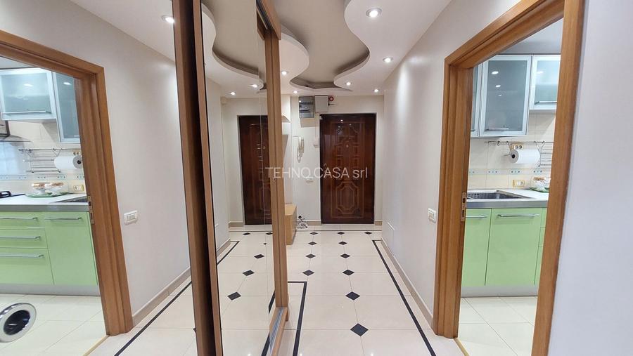 UNIRII, Bd. Mircea Voda, v-a-v ANFP, stradal, decomandat, centrala - 12