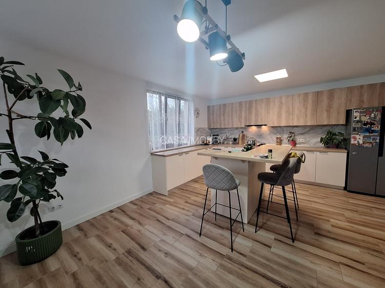 Casă de vanzare com, Mihai Viteazu , 210mp, 14000mp teren, 310 000 euro - 1