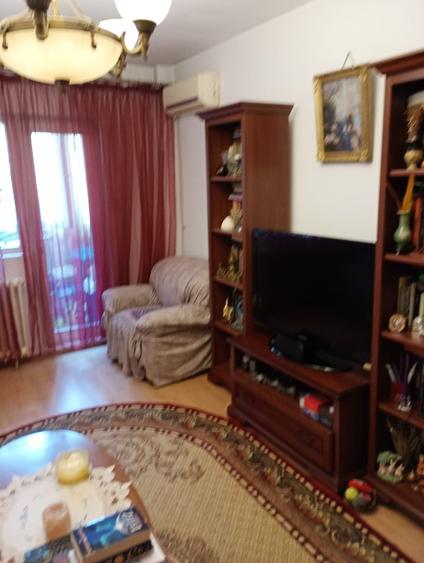 Apartament 3 camere de vanzare zona Tineretului - Timpuri Noi metrou negociabil