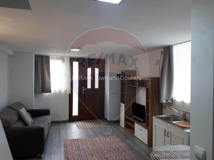 Apartament tip casa cu 4 camere de vânzare în zona Ultracentral - 3