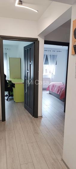 Apartament cu 3 camere decomandate,mobilat-Astra - 14