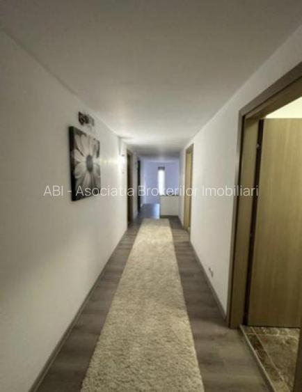 Vila cu piscina pe malul Lacului Snagov teren 2000mp 6900eu/luna sau 1950k vanza - 14