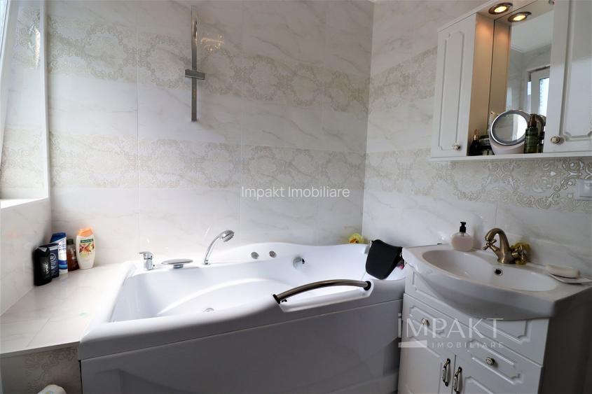 Apartament spatios de 3 camere si 2 bai, zona Andrei Muresanu Sud! - 12