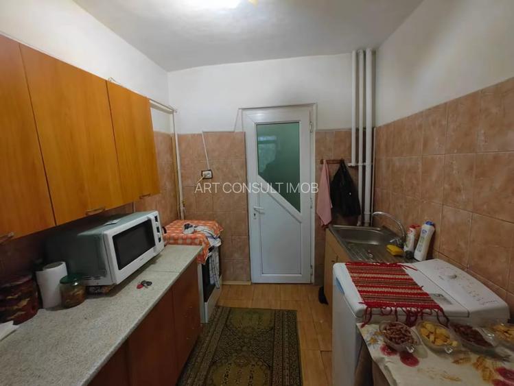 Zona 10 Nivele - Calarasi | 3 Camere | Decomandat | Centrala - 3