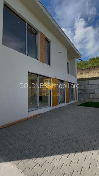 Casă tip duplex de vânzare, 4 camere, suprafață teren 200 mp, Chinteni - 3