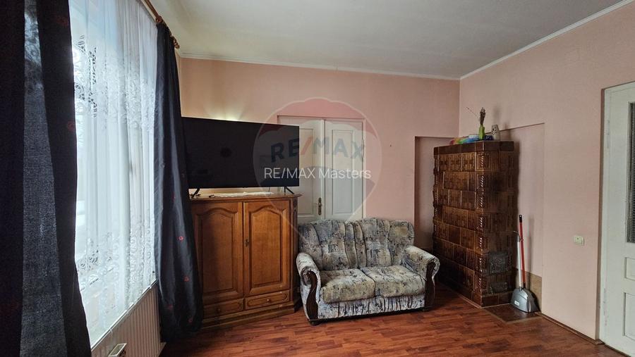 Casă / Vilă  de vânzare în Campulung Moldovenesc, Suceava - 14