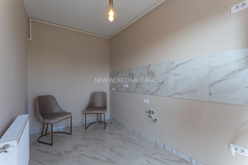 New World Militari - 24