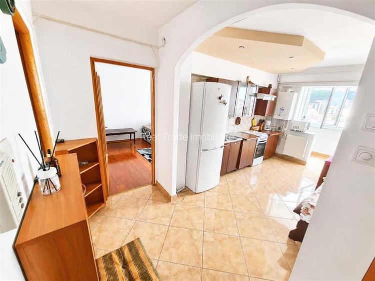 Apartament decomandat, mobilat si utilat,  57 mp Astra-  Carpatilor - 5
