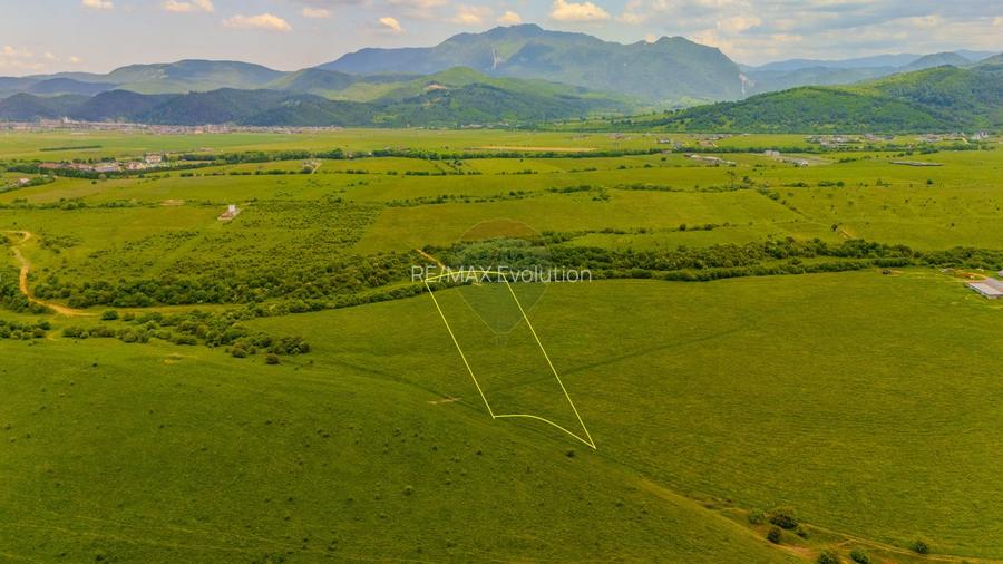 Teren 10,800mp Rasnov / Drumul DN73 - 6