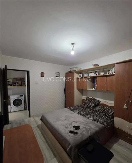 Vanzare Apartament 4 Camere Semidecomandat Berceni-Samoila Dumitru - 4