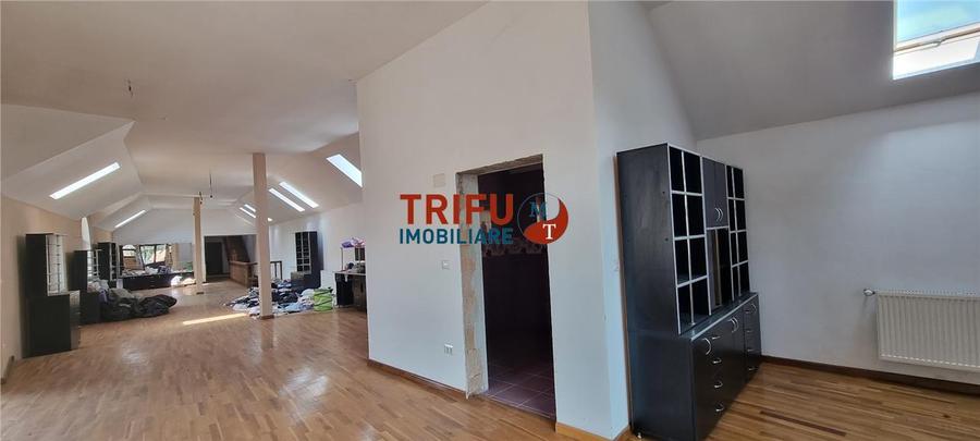 Casa 10 camere de inchiriat zona Centru cu piscina interioara