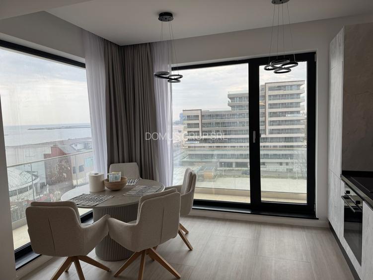 Vând apartament cu trei camere vedere superbă la mare - 10