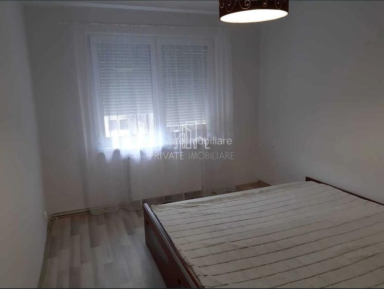 Apartament 3 Camere, De Vanzare, Zona Poli2 - 4