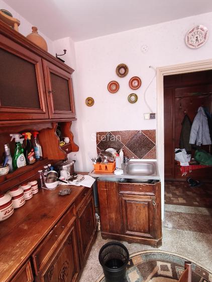 Vand apartament 3 camere semidecomandat Corabia Olt - 3