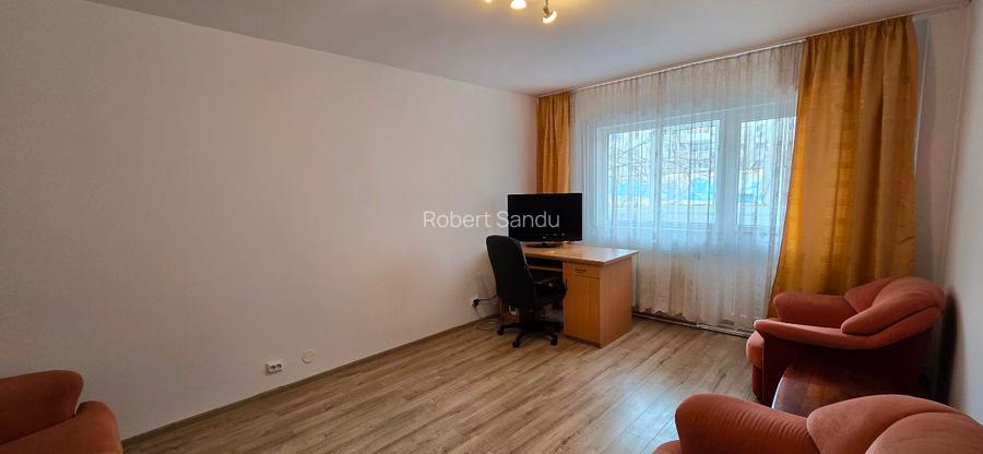 Inchiriez apartament 3 camere decomandat, 2 bai, parcare - 9