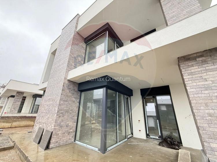 De vânzare casă 5 camere  în zona Dealuri Oradea - 5