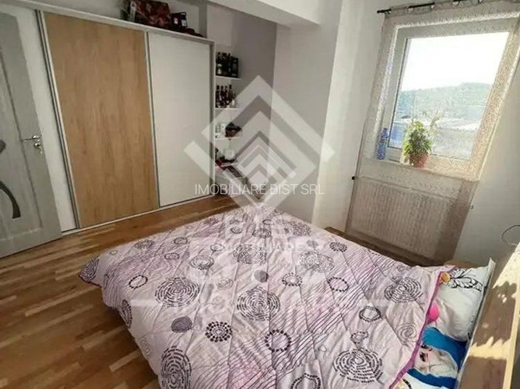 Apartament de vanzare 3 camere - zona ISU - 6