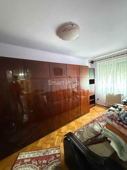 De vânzare apartament 3 camere Zona Bld Independeței - 8