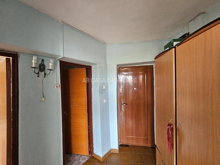 Ap. deosebit, 1 cameră, 31 mp, et. 4 din 5, decomandat, termoizolat, Soarelui - 5