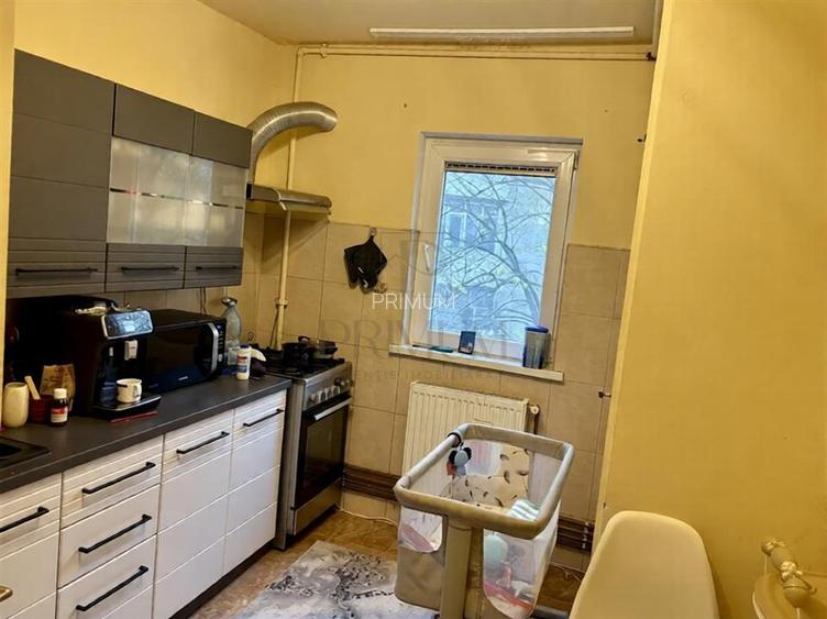 DAMBOVITA - 3 CAM - DECOMANDAT - 2 BAI - 2 BALCOANE - CENTRALA - ETJ.3 - 13