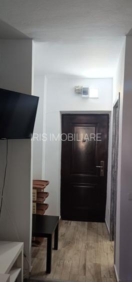 Garsoniera, Gara internationala - 4