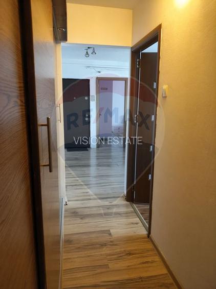 Apartament solid si spatios, 3 Camere, 1 Mai - 10