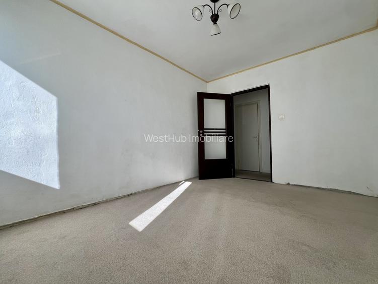 Apartament 3 camere, decomandat, 70 mp utili - zona Sagului - 7