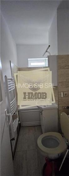 Apartament 2 camere central etaj 3 - 12