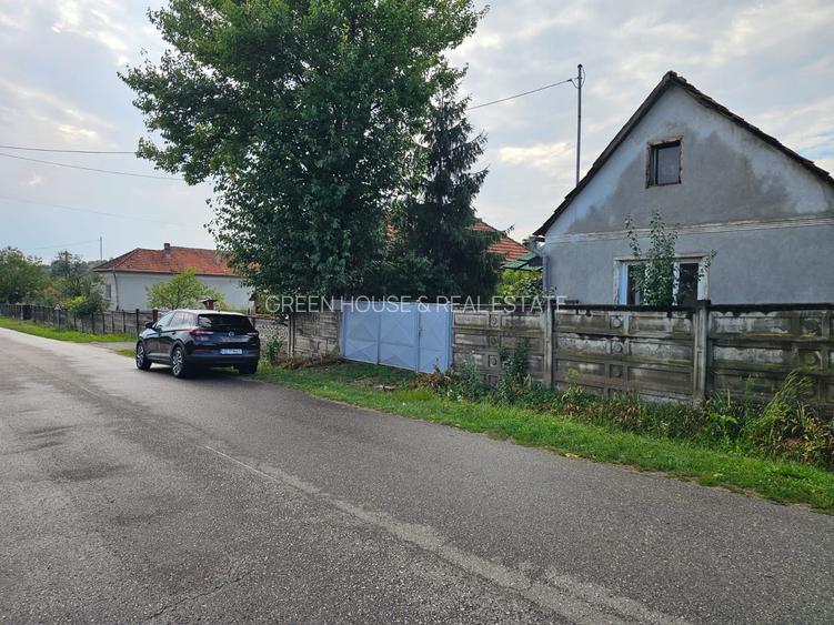 Casa curte si gradina - 10