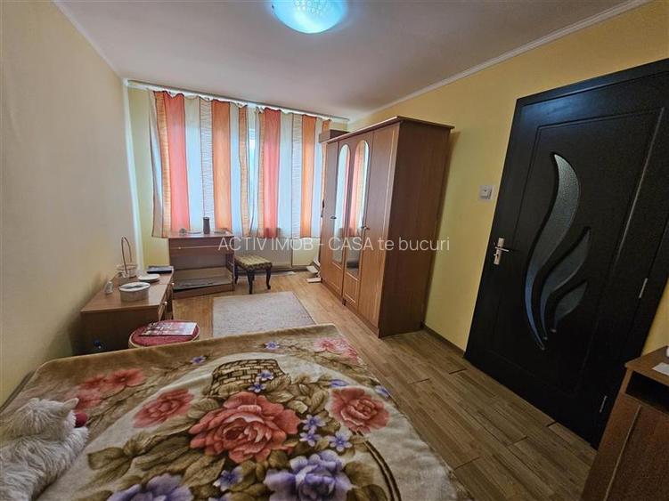 Resita, 2 Cam. Cf. 1, Mobilat+Utilat, Micro 1 - 3