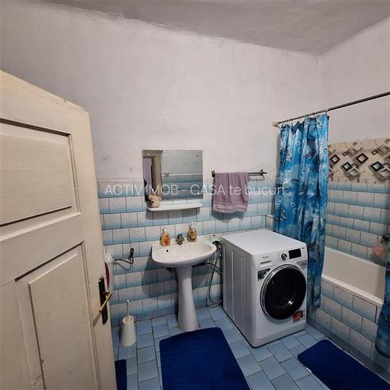 Bocsa Montana, Casa mare la strada principala - 4