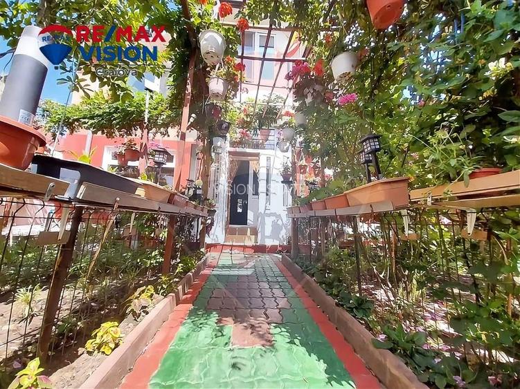 Casă / Vilă cu 4 camere de vânzare în zona Brestei - 4