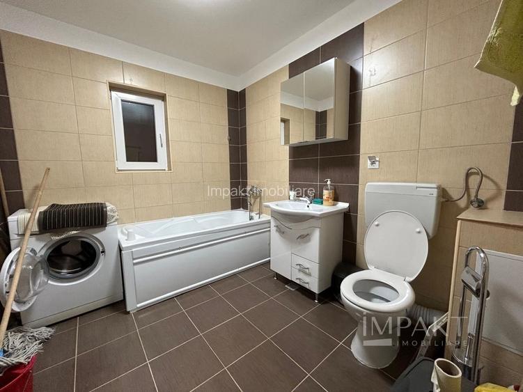 Apartament de inchiriat cu 3 camere, parcare, zona Terra! - 8