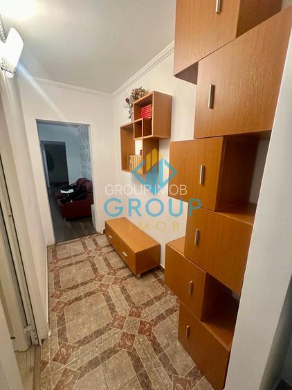 Apartament 3 camere semidecomandate de vânzare – Bacău, zona Milcov etaj 2/4 - 3