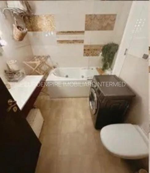 Apartament spectaculos in Mamaia la doar 1.5 km de oras. Parcare inclusa - 13