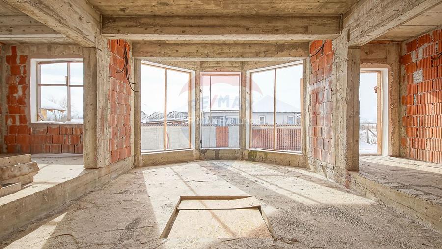 COMISION 0%| Casă individuală | 2 garaje | 192 mp utili | 847 mp teren - 7