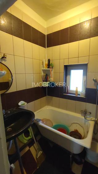 Vand casa cu 3 camere in cartierul Dambul Rotund - 10