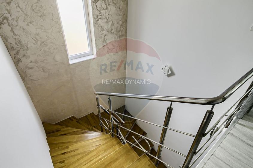 Casă de închiriat în cartierul Athena, zona 6 Vânători - 25