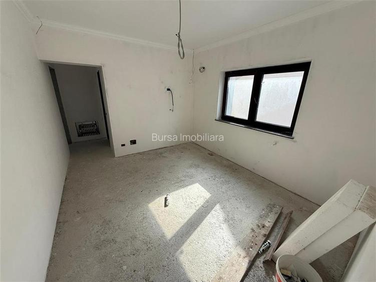 CASA P+E LA STADIU DE FINISAJE,  STR. CUZA VODA,  ZONA PETRESTI - 15