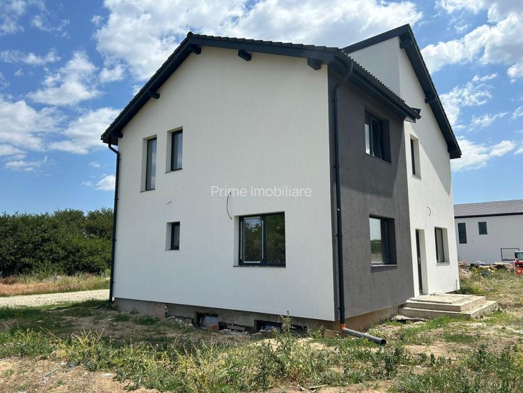 Casa individuala, 4 camere, zona Cetate,  Dealul Furcilor, Alba Iulia - 2