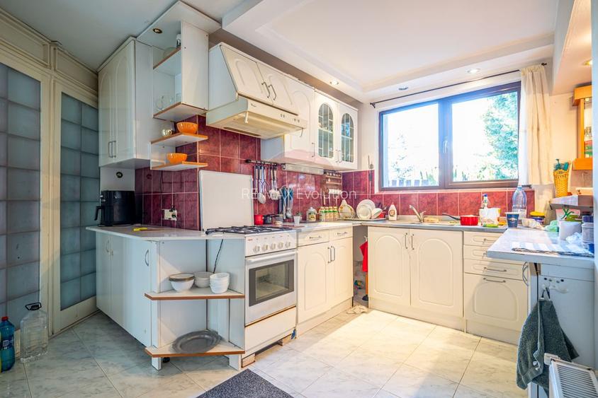 Vila cu 5 camere Sinaia, zonă liniștită, aproape de centrul statiunii - 7