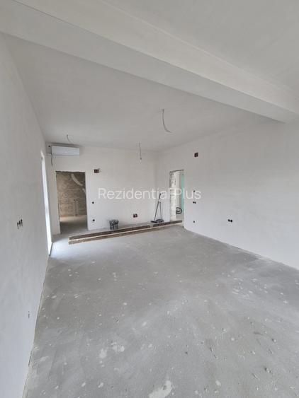 Duplex Pipera - Tunari/ LIDL/ 430 mp teren/ 158 mpu - 4