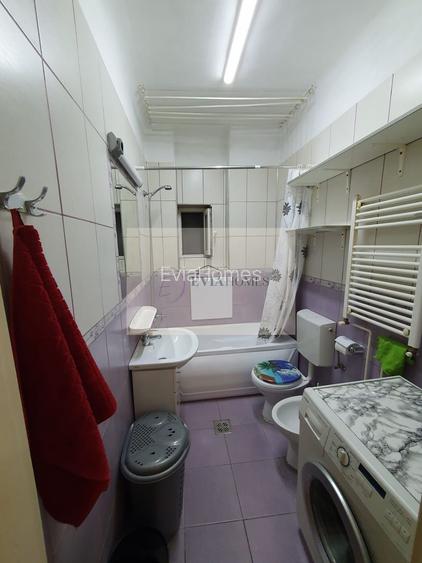 etaj 2/ oportunitate investitie/ zona Casei de Cultura a Studentilor - 4