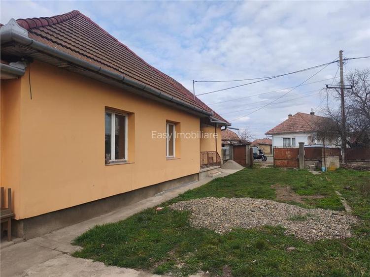 Casa Renovata Curte Individuala Teren 650 mp - 2