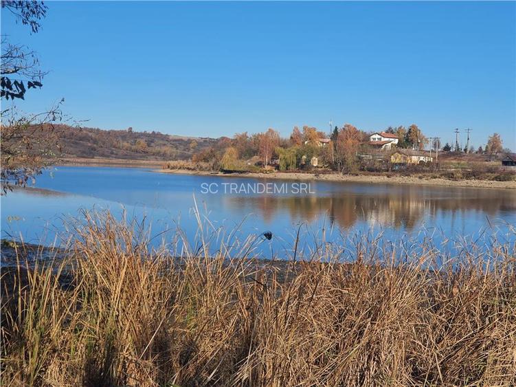 Teren intravilan Sacel -zona lacuri -ultimul lot de 900mp - 28