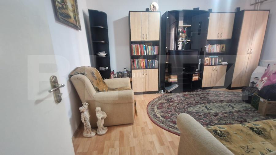 Apartament cu 3 camere Astra, etaj 1, beci, decomandat - 12