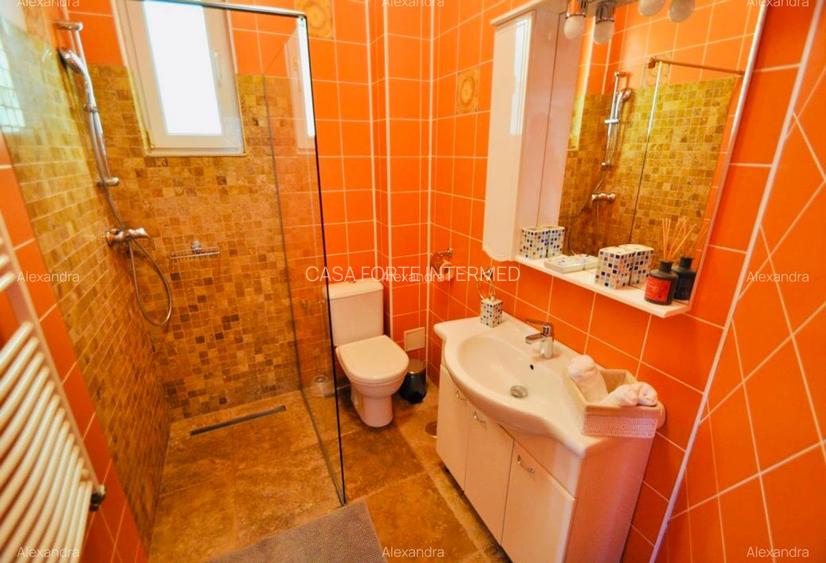 Vila 4 camere Mamaia Nord 1300 euro - 8